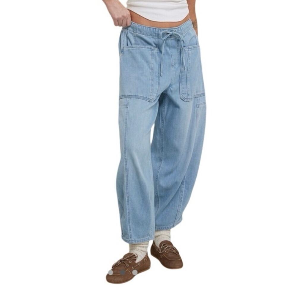 We The Free Light Blue Cropped Wide-Leg Barrel Denim Pants